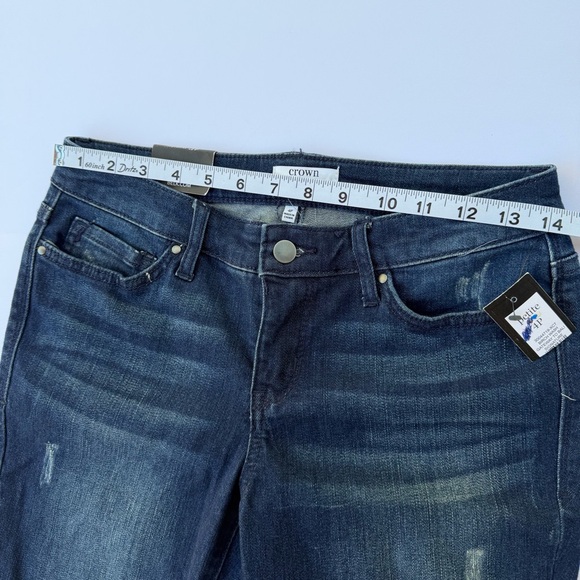 Woman’s Crown & Ivy Skinny Ankle Jeans Size 4P - Picture 7 of 9